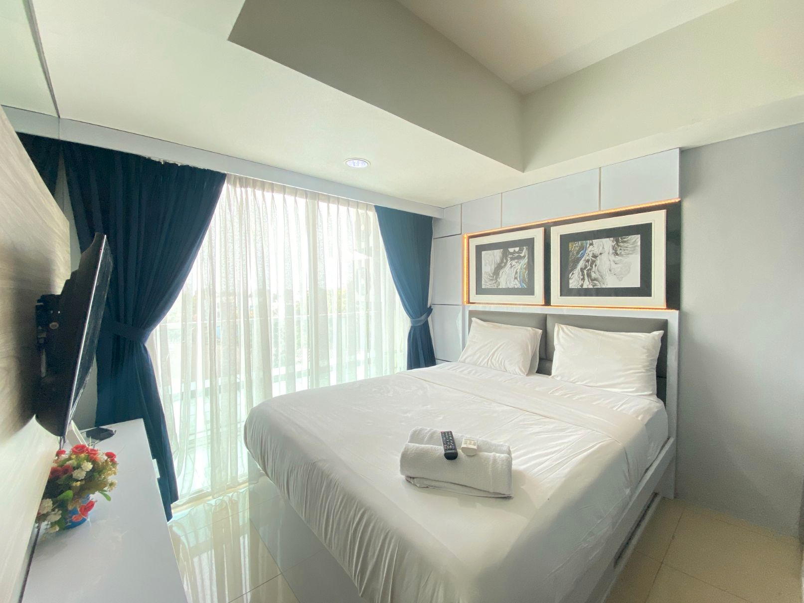Bedroom 3, Luxury 2BR Deluxe Apartment at Tamansari La Grande Near BIP Bandung By Travelio, Bandung