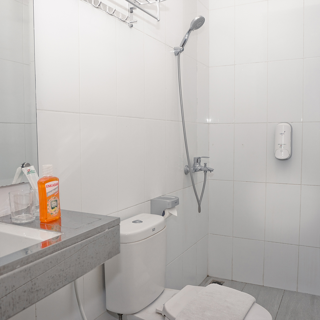 Bathroom 3