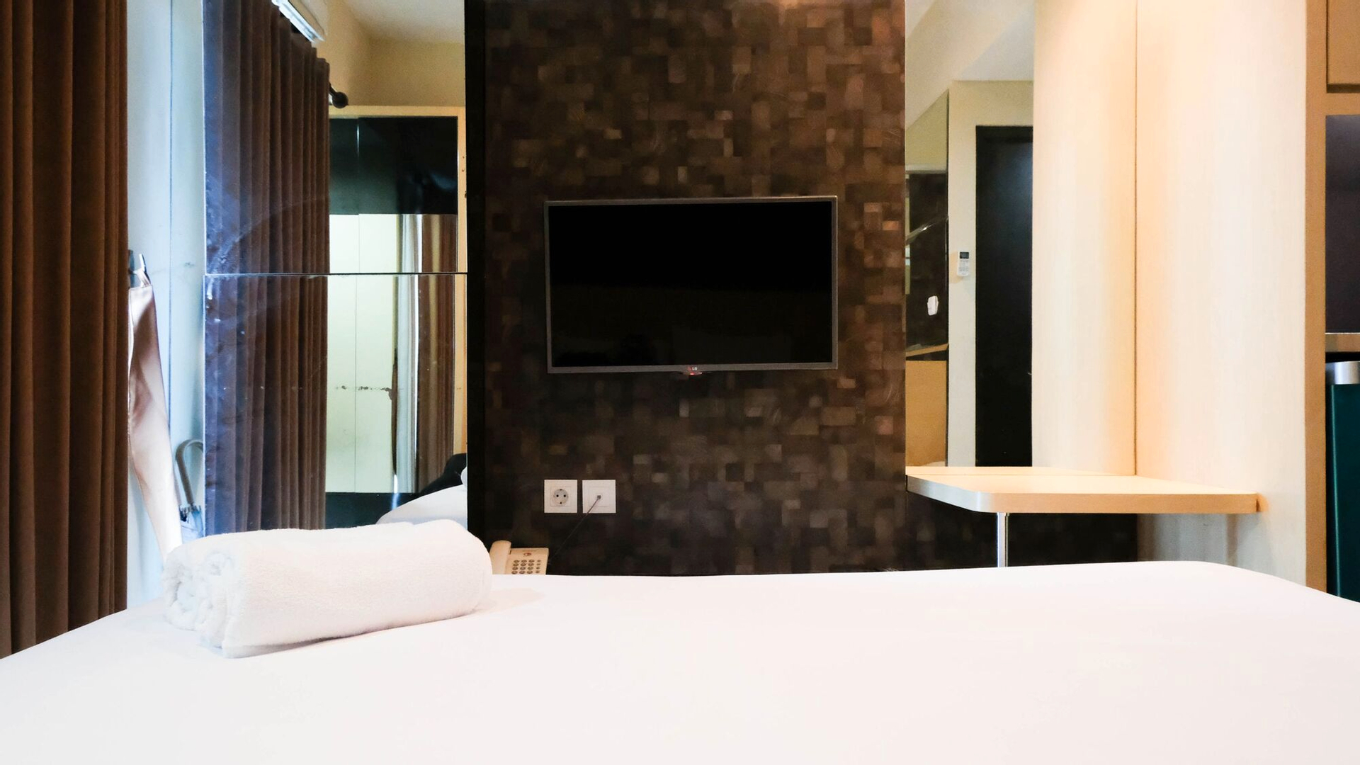 Bedroom 4, Strategic and Cozy Studio at Tamansari Papilio Apartment By Travelio, Surabaya