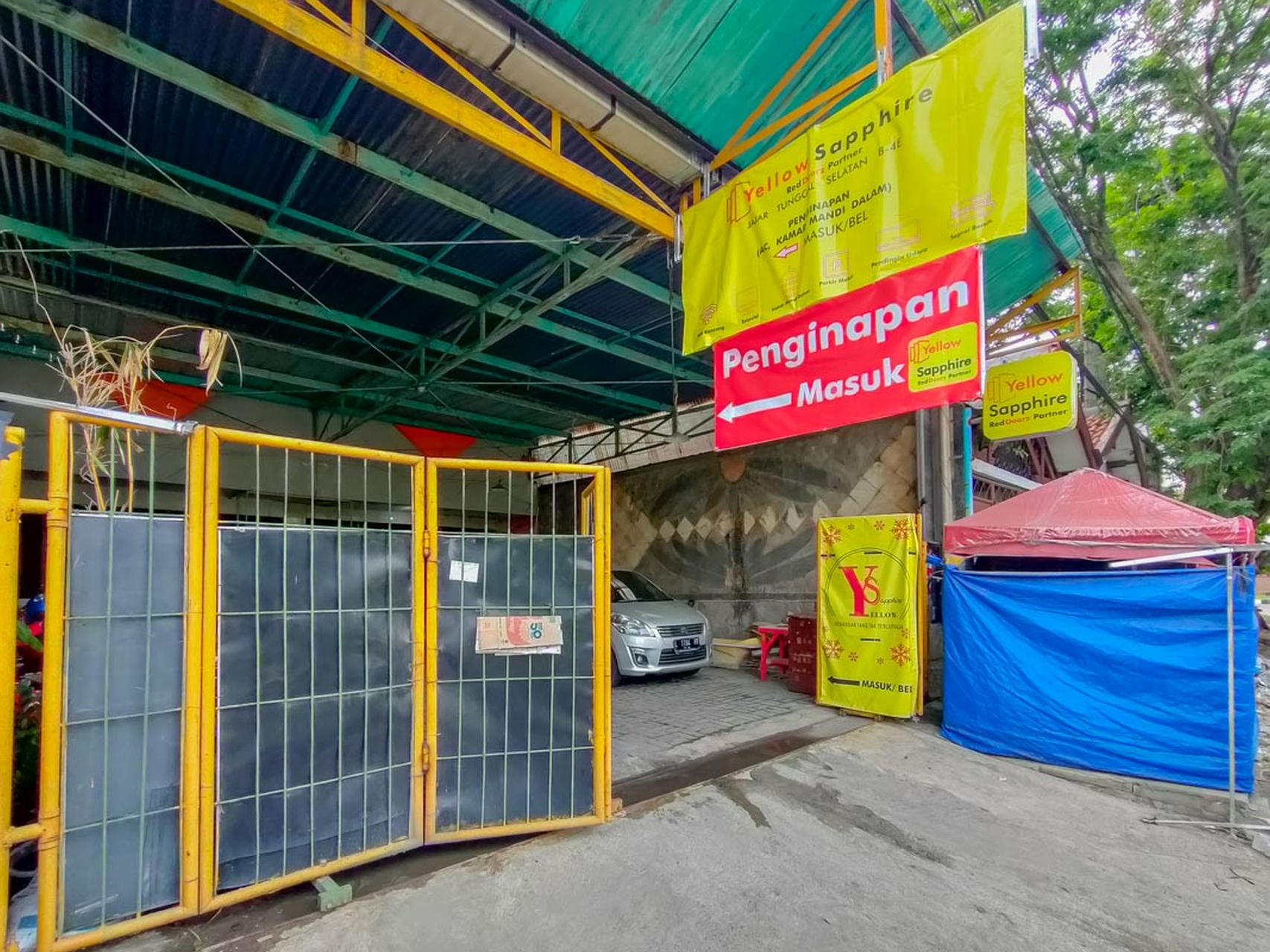 Yellow Sapphire RedPartner near Mayjend Sungkono, Surabaya