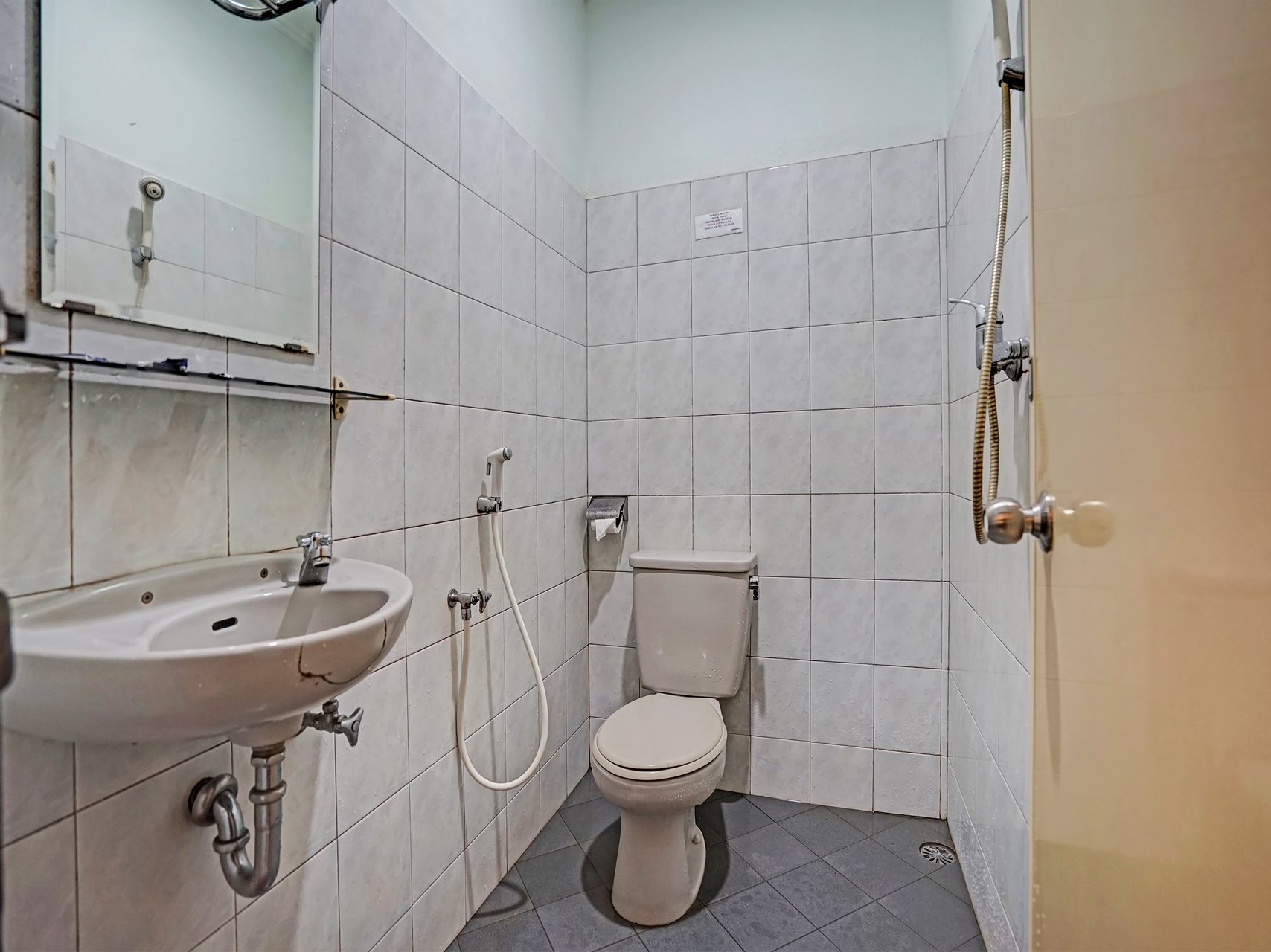 Bathroom 3