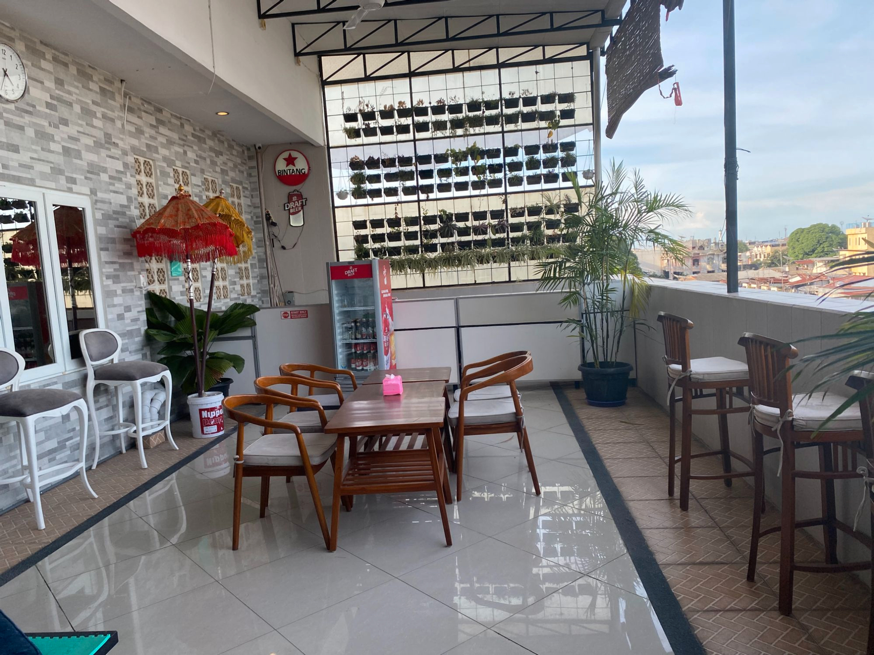 Living Area 6