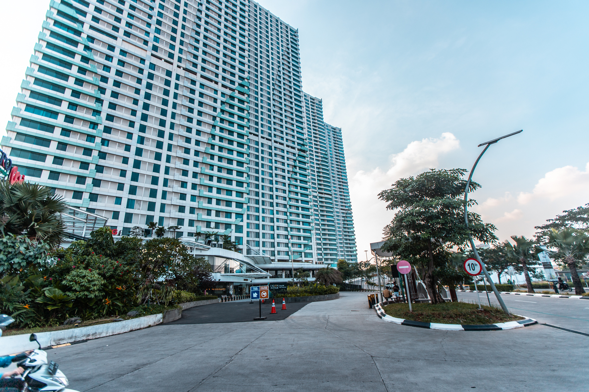 Exterior & Views 2, Grand kamala Lagoon by Benjamin Room, Bekasi