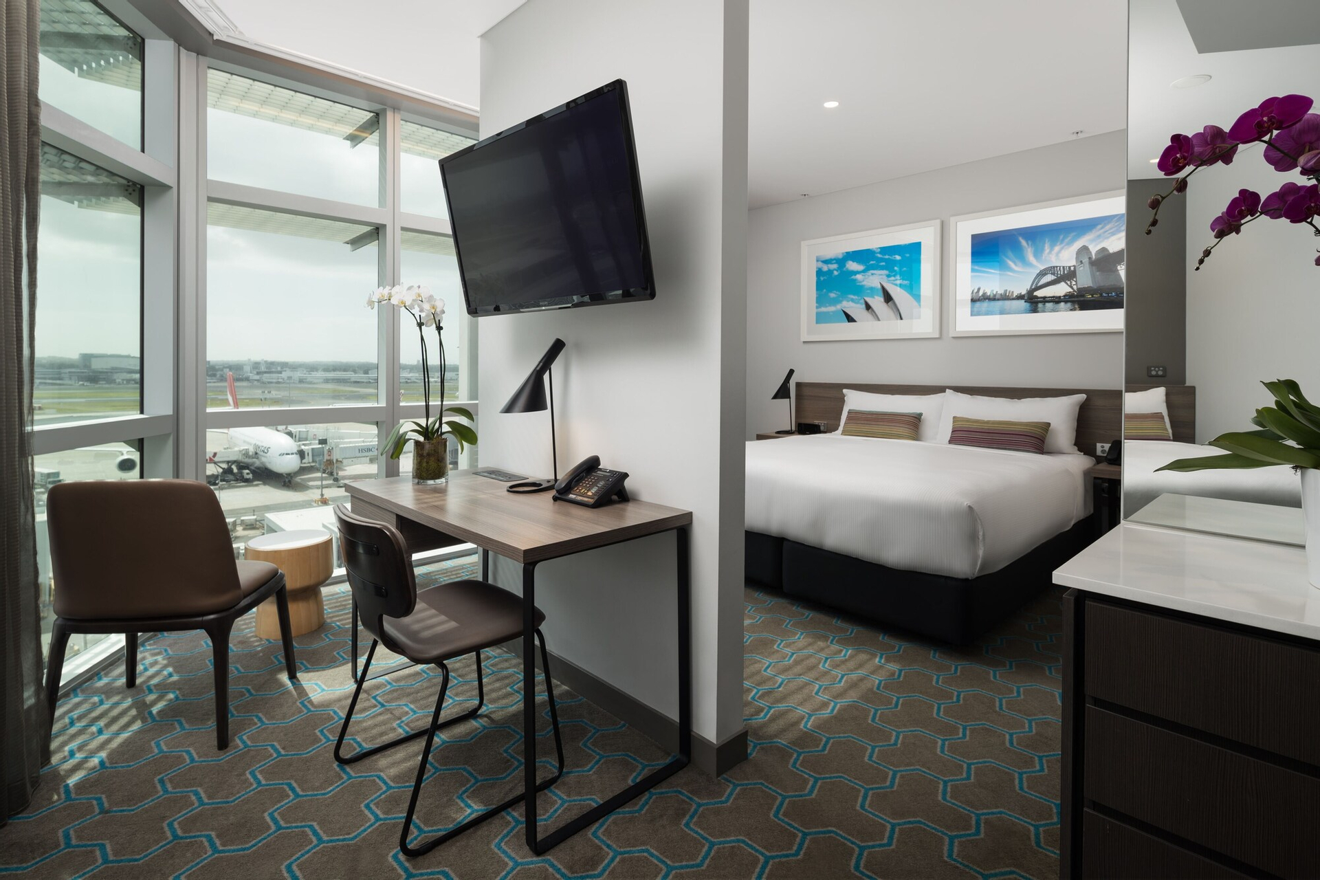 Bedroom 2, Rydges Sydney Airport Hotel, Rockdale