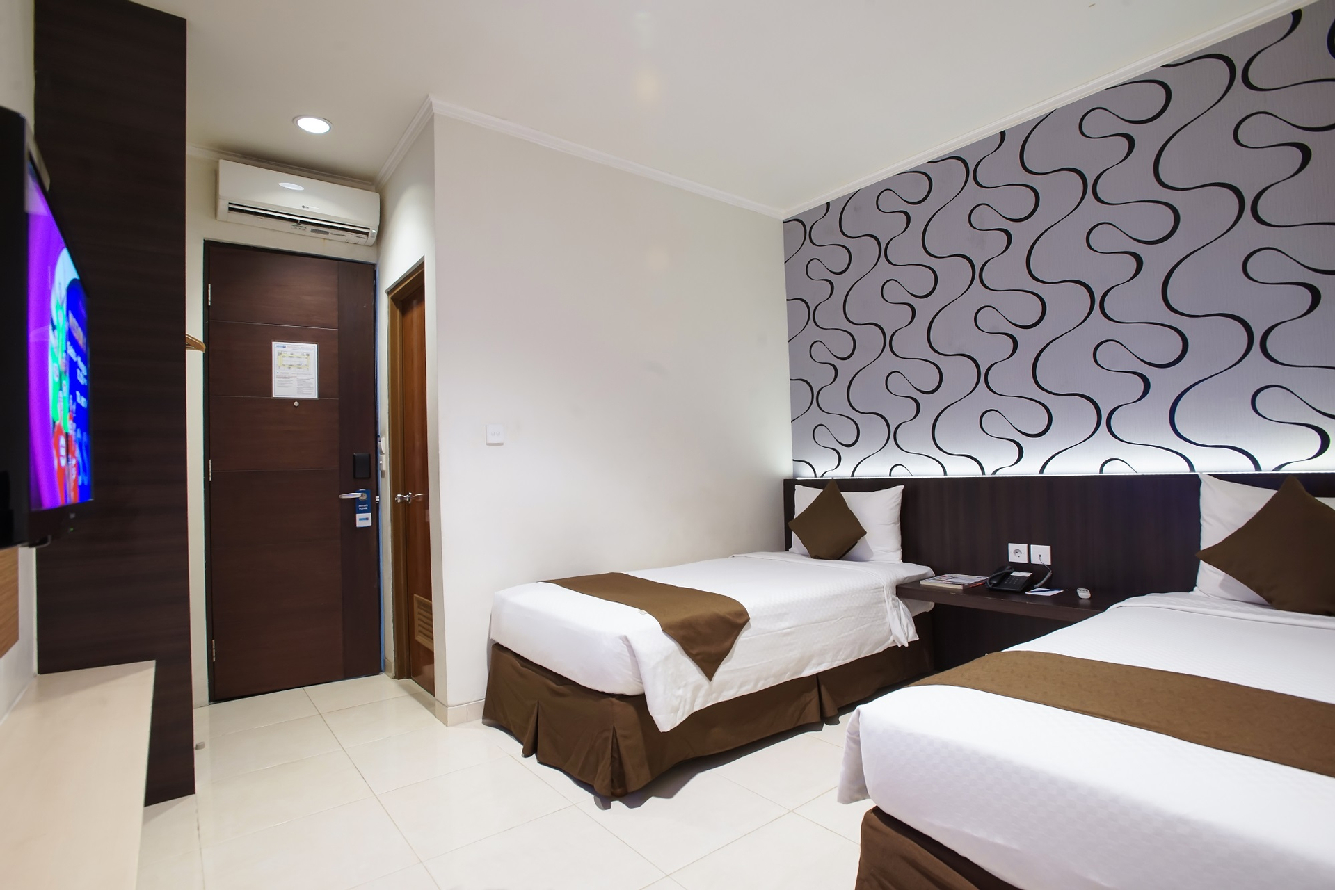 Bedroom 4, Hotel 88 Embong Kenongo by WH, Surabaya