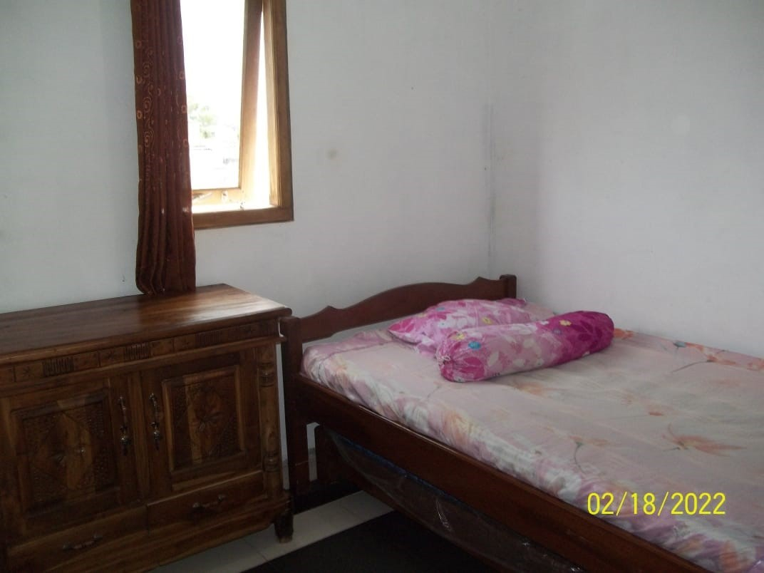 Bedroom 3, Kost Putri Rochmadewi, Surabaya