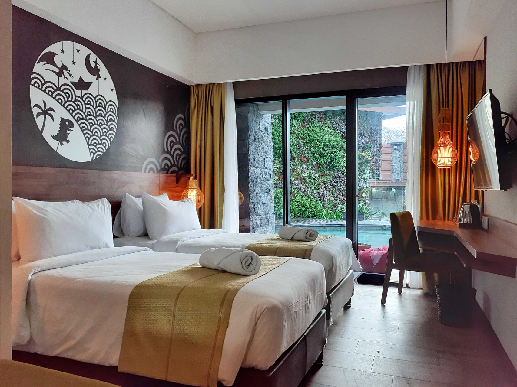 Kamar Superior Twin - Pemandangan Kolam Renang