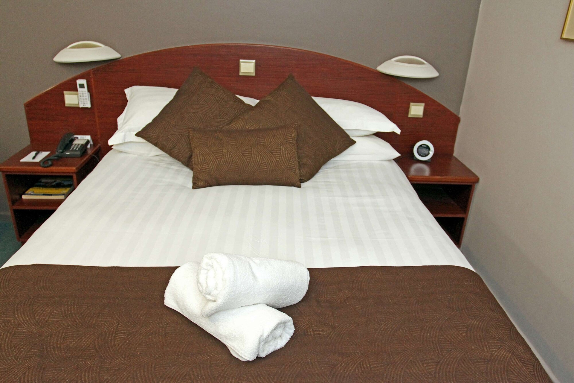 Bedroom 3, Hospitality Esperance Surestay Collection By Best, Esperance