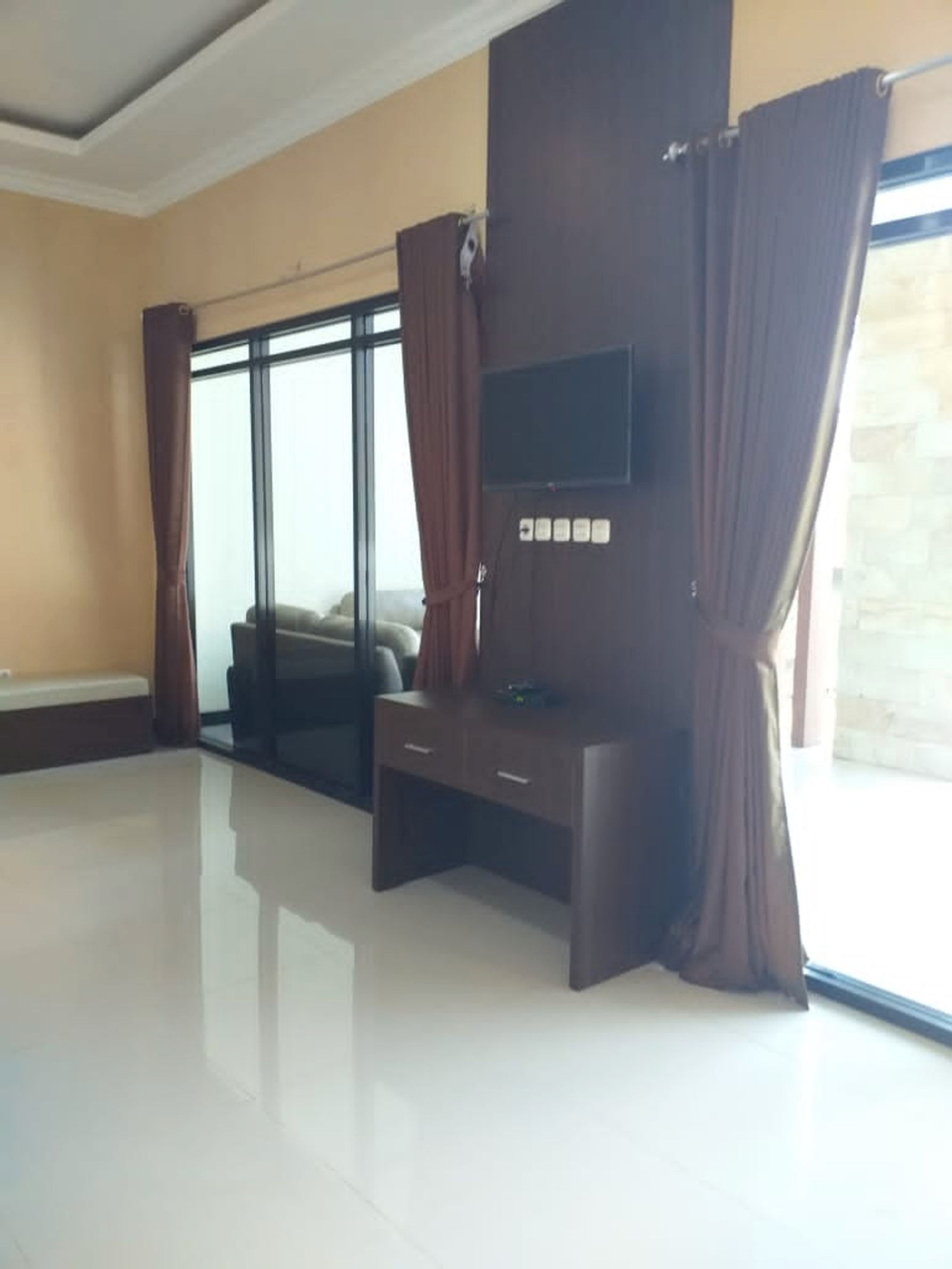 Room 4