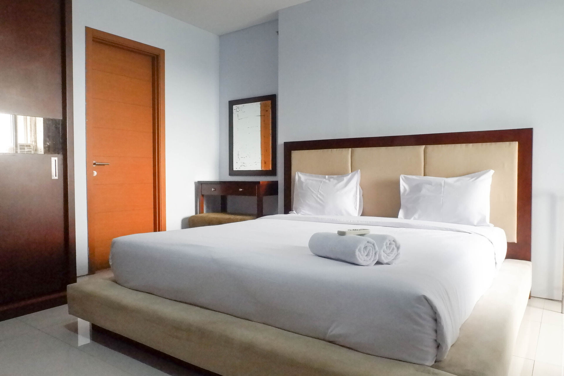 Bedroom 3, Modern 2BR Apartment at Aryaduta Residence Connected to CITO Mall By Travelio, Surabaya