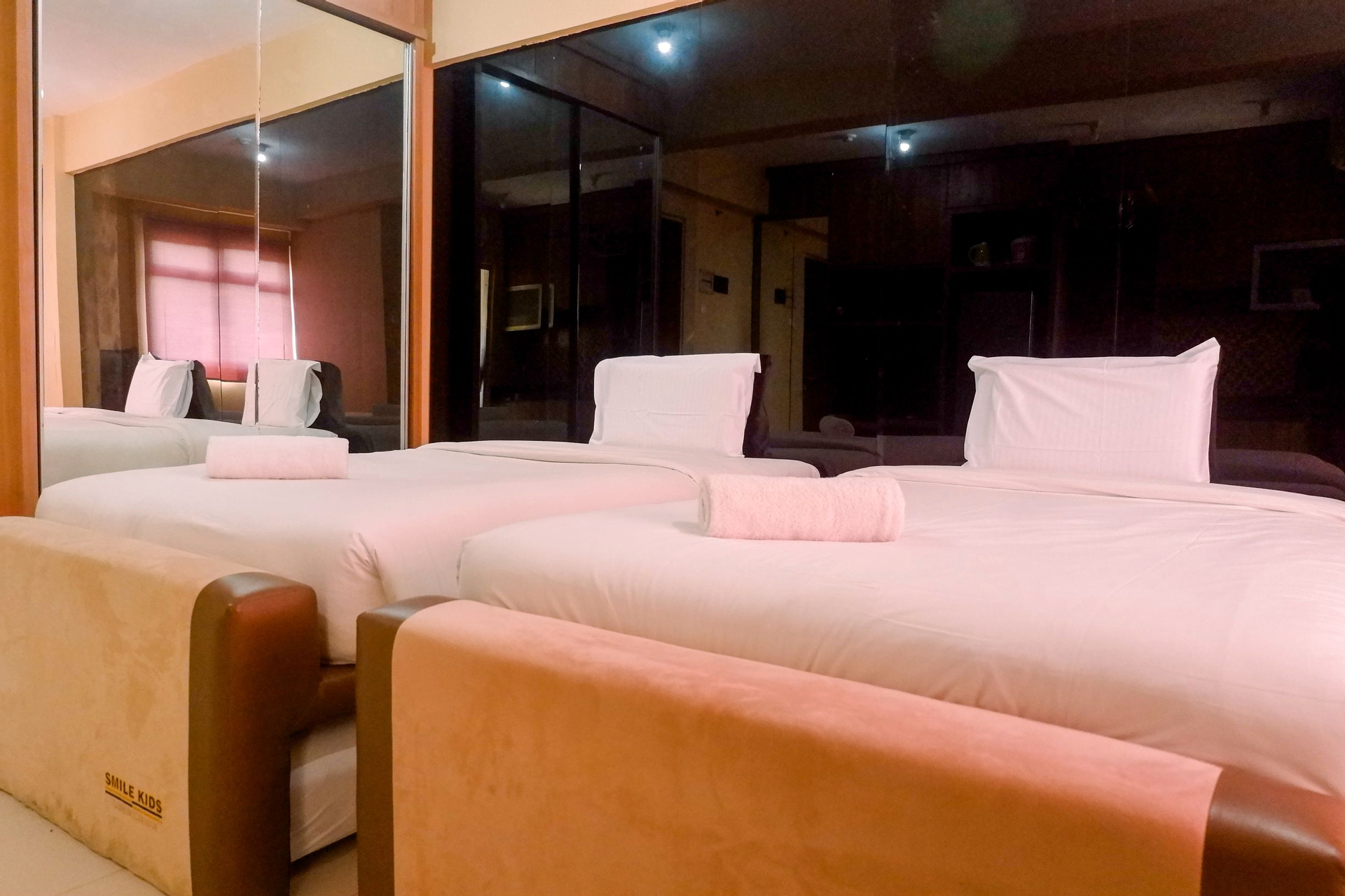 Bedroom 1, Private Studio Plus Apartment at Gunawangsa Manyar By Travelio, Surabaya