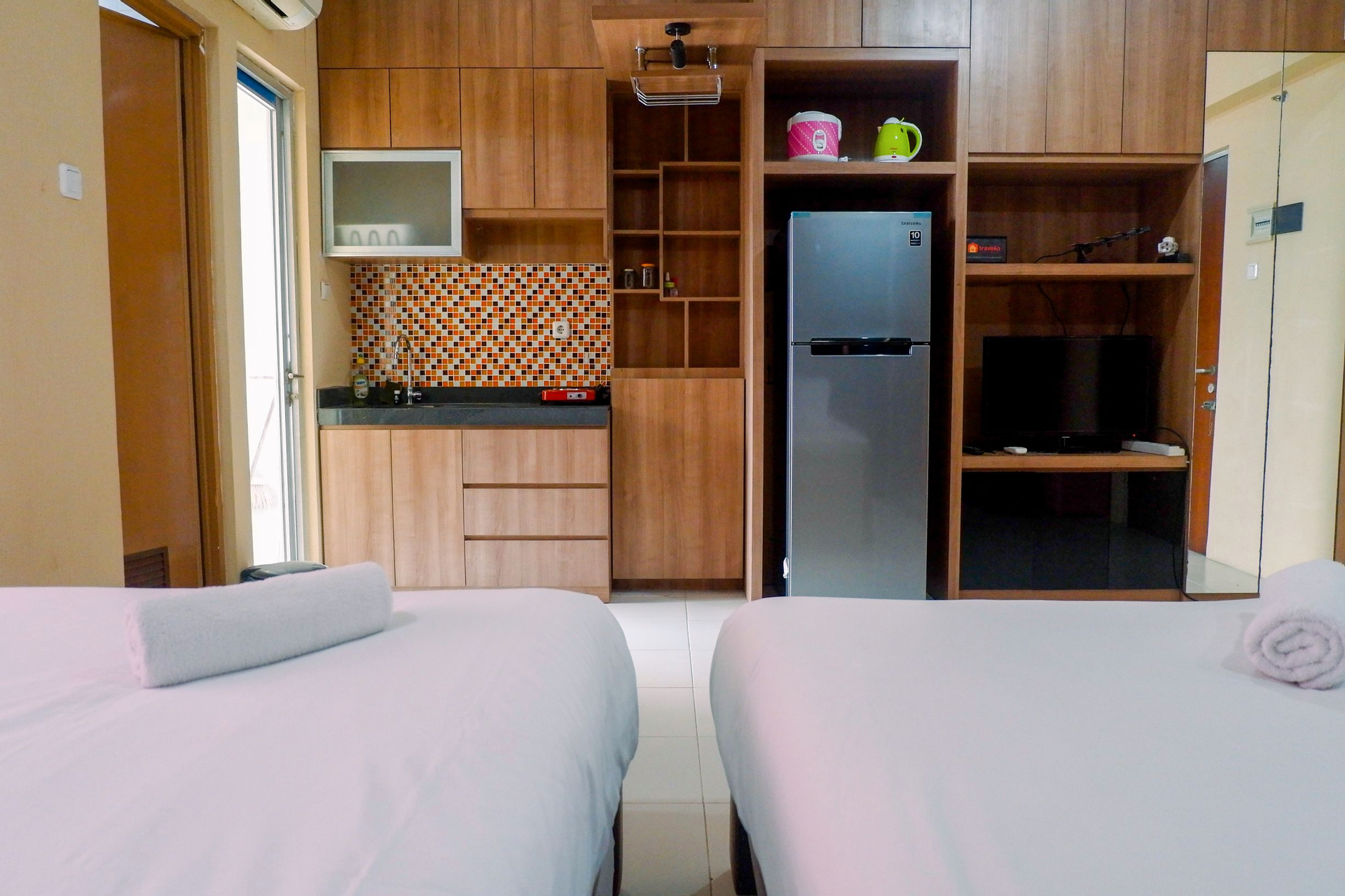 Bedroom 3, Private Studio Plus Apartment at Gunawangsa Manyar By Travelio, Surabaya