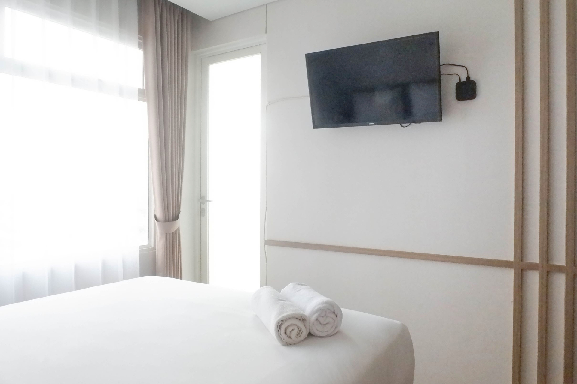 Bedroom 3, Strategic and Relaxing 1BR Apartment at Klaska Residence By Travelio, Surabaya