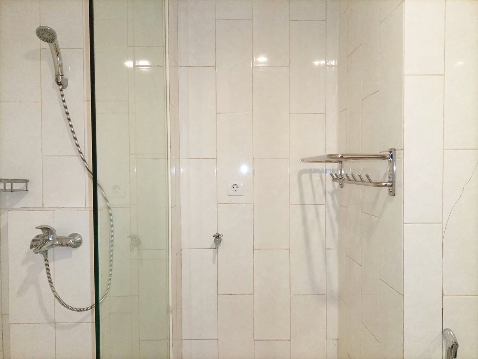 Bathroom 4