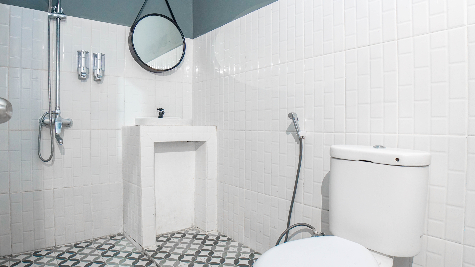 Bathroom 2