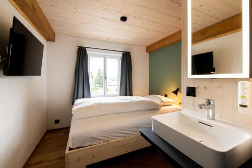Room with Single Bed