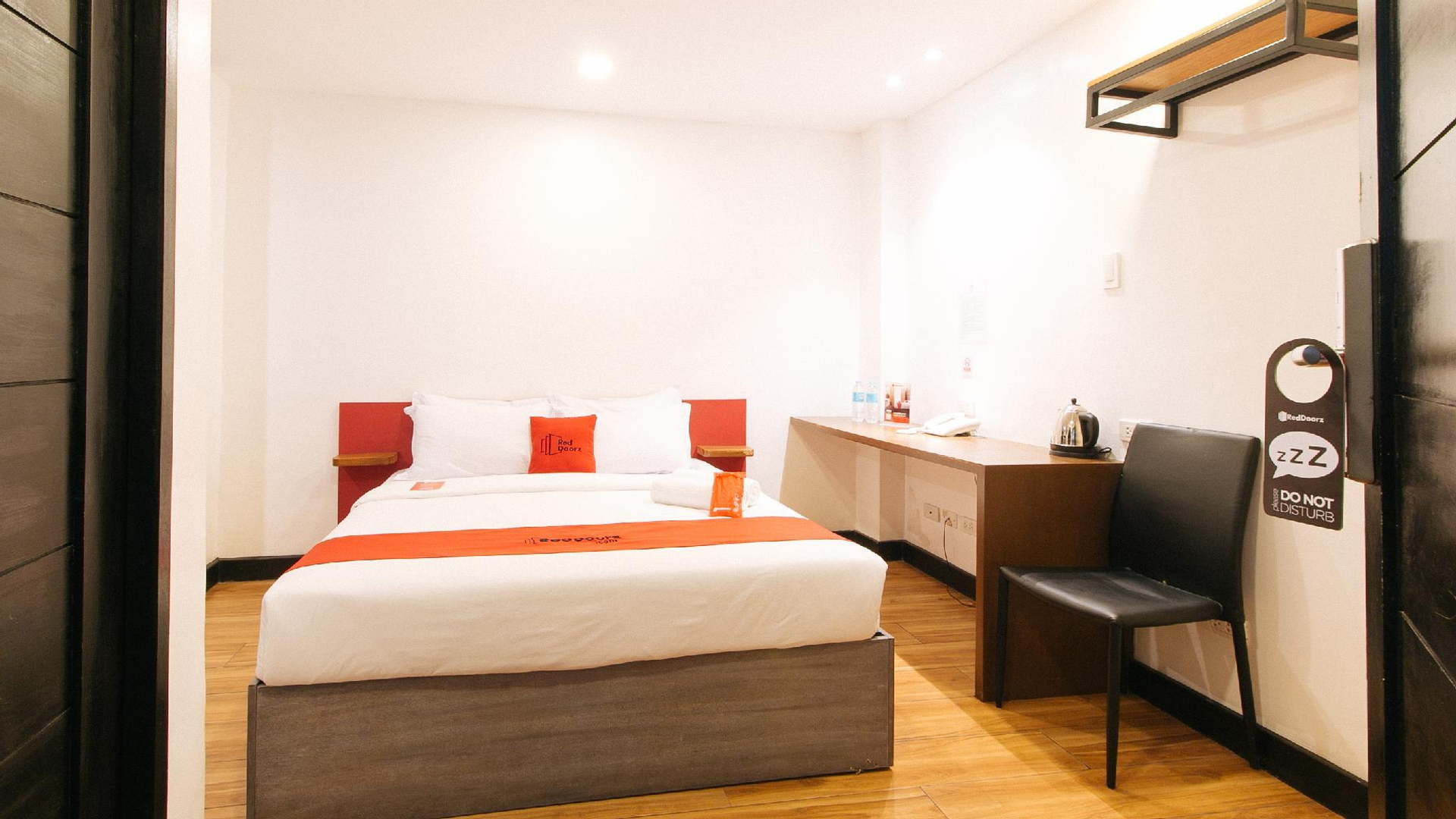 Kamar dengan Ranjang Double