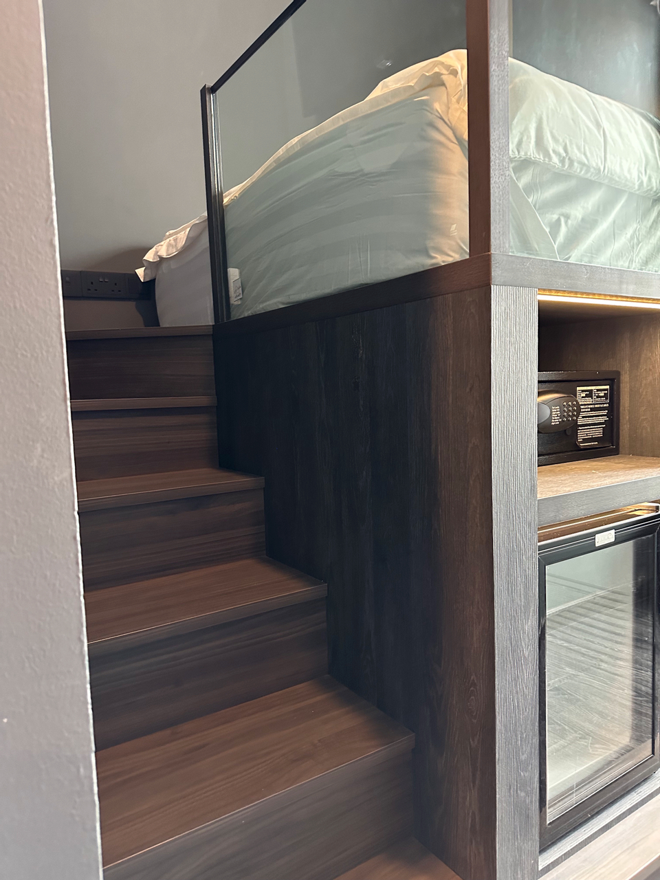 Bed 8