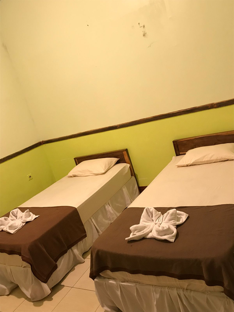 Bedroom 2, RedDoorz @ Damar Mas Resort Kediri, Kediri