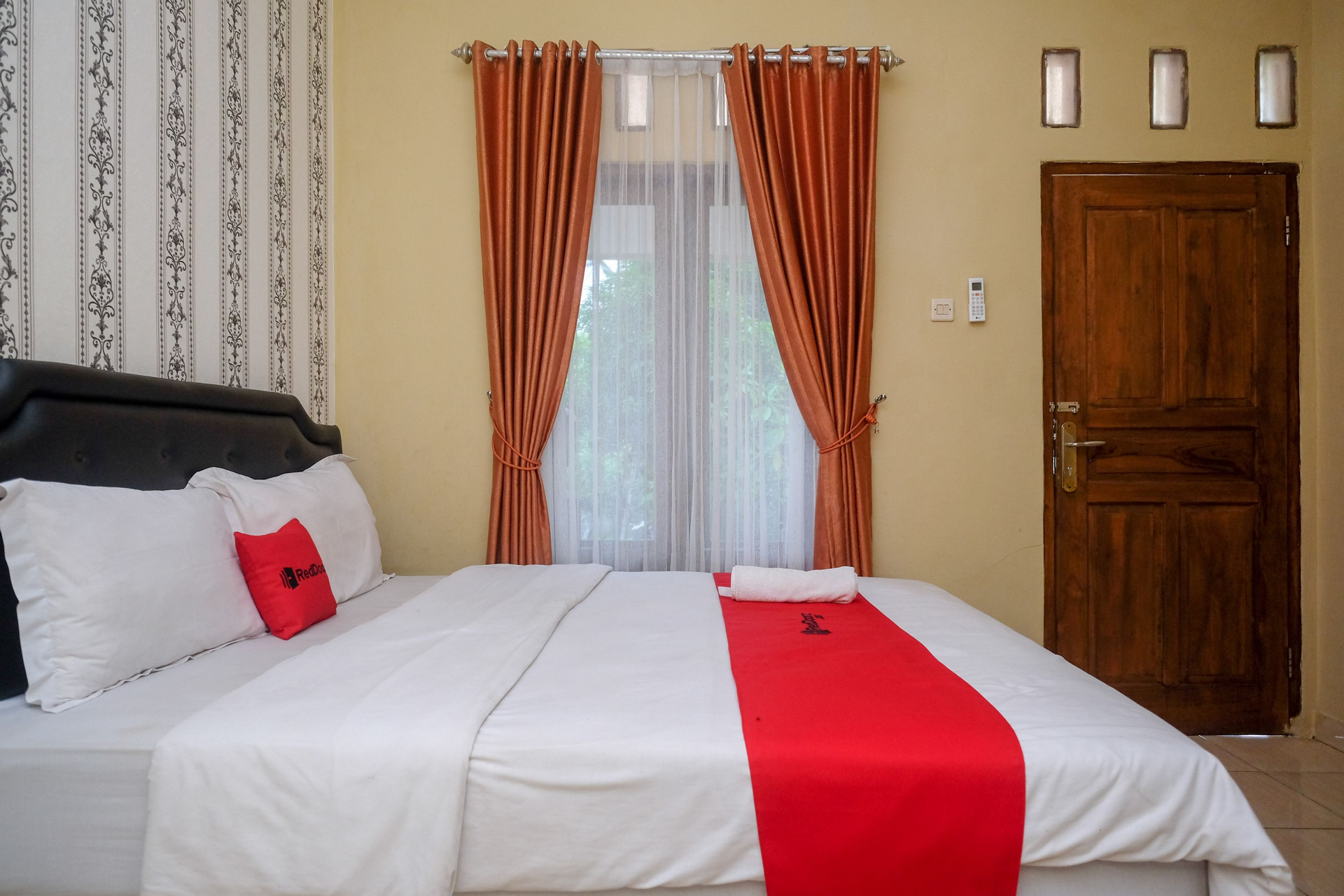 Bed 12