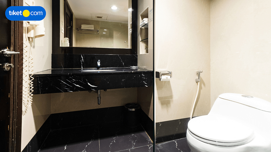 Bathroom 3