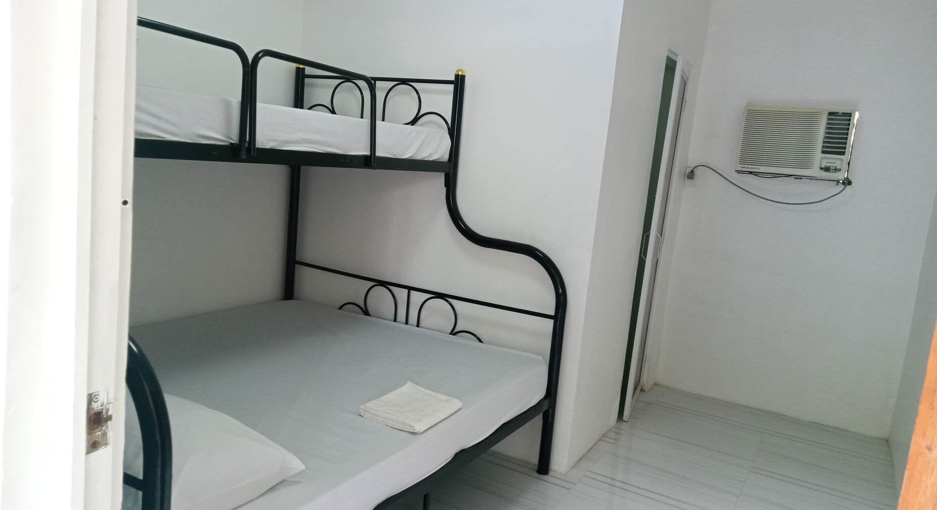 Bedroom, Villa Elizabeth Beach Resort, Lucena City