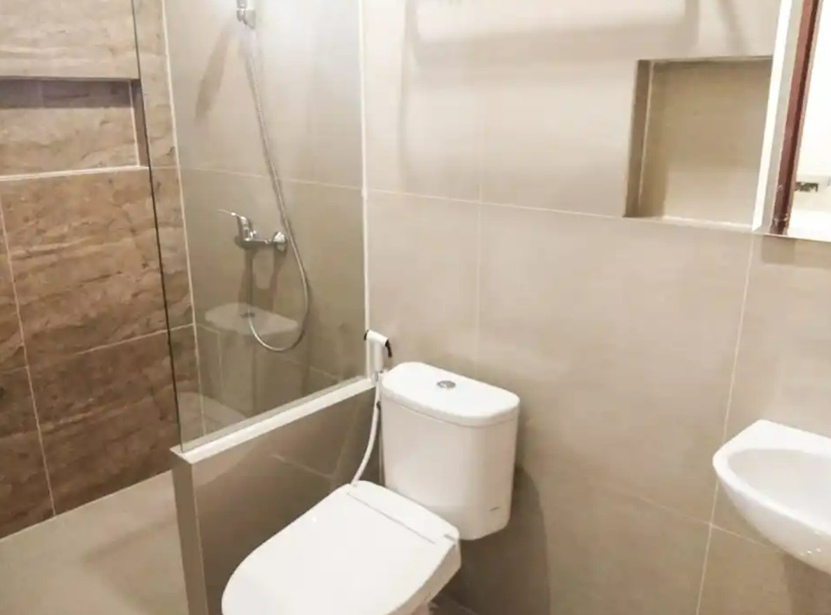 Bathroom 3