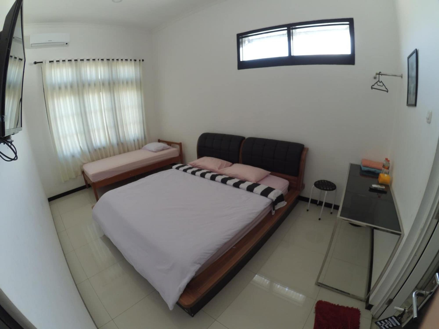 Bedroom 3, Mess Inn Semarang, Semarang