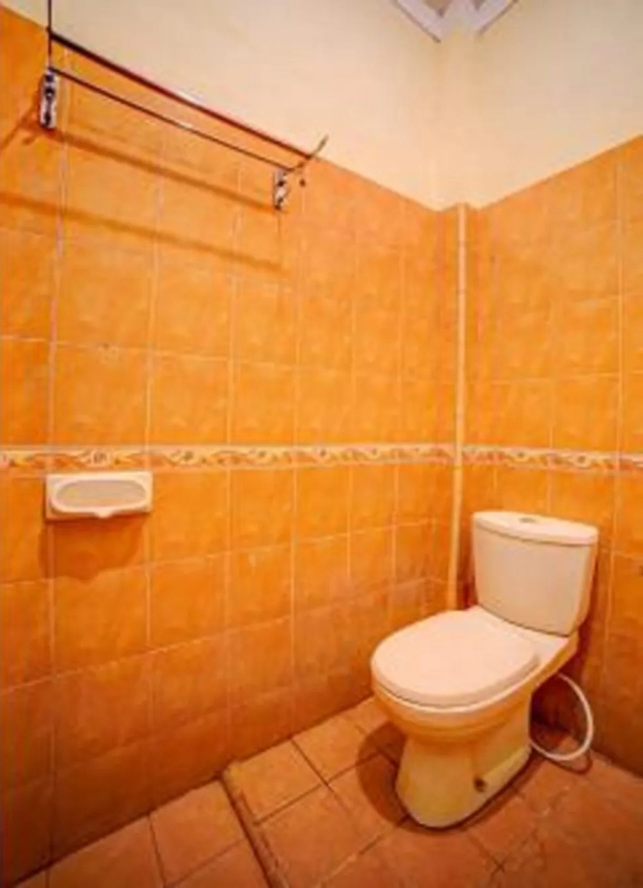 Bathroom 2