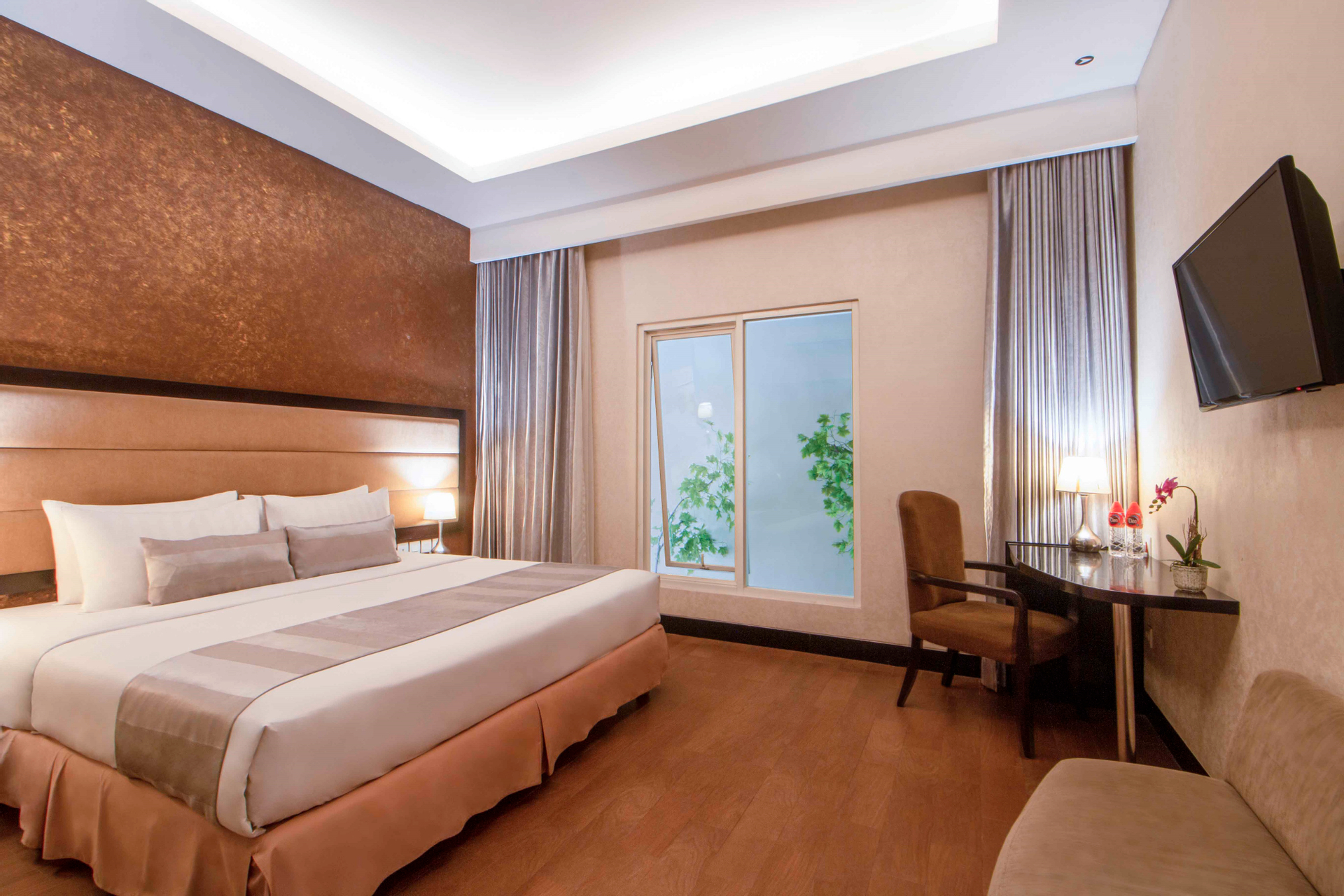 Suite Double - Pemandangan Kolam Renang