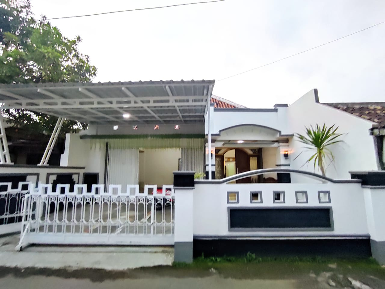 Exterior & Views 1, Iin Homestay Jogja, Yogyakarta