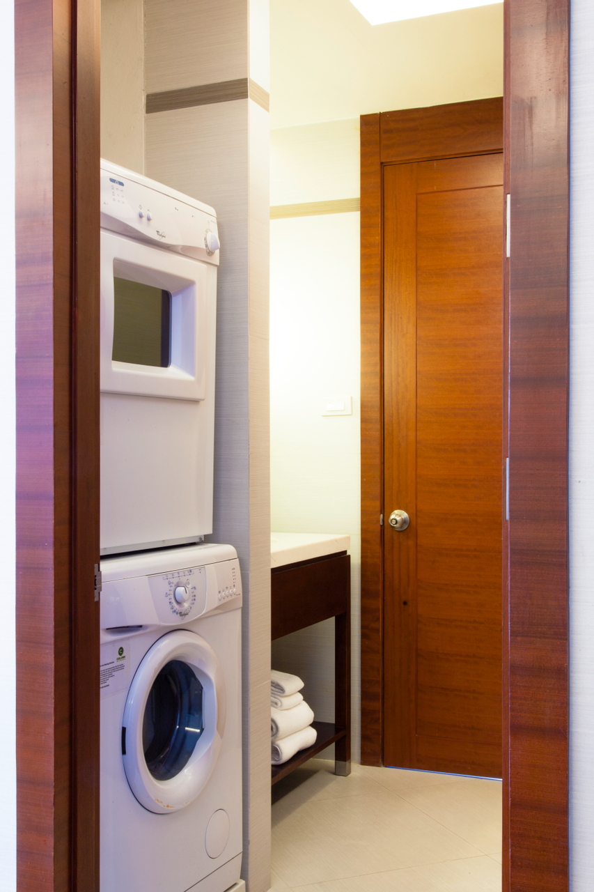 Room 8