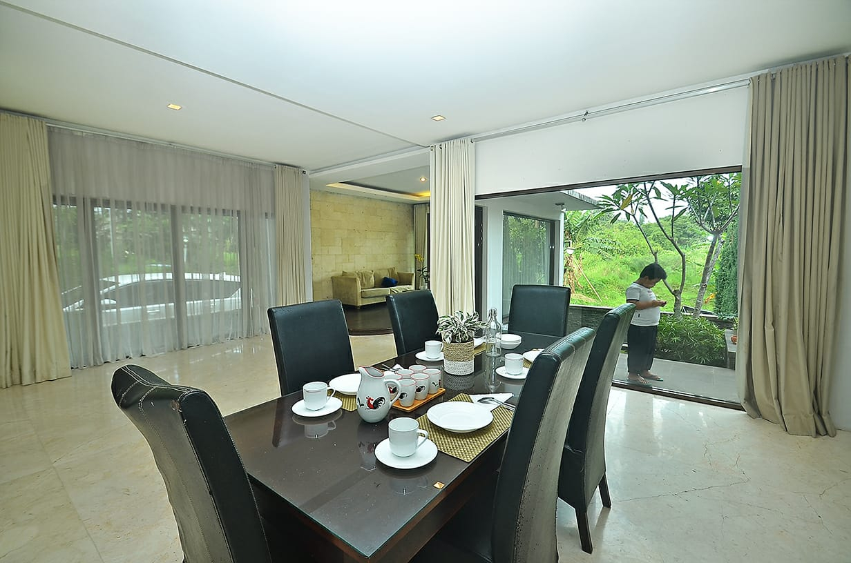 Dining Room 4, Villa Dago Bandung Family Only (Amethyst PG-28) With Private Pool, Bandung