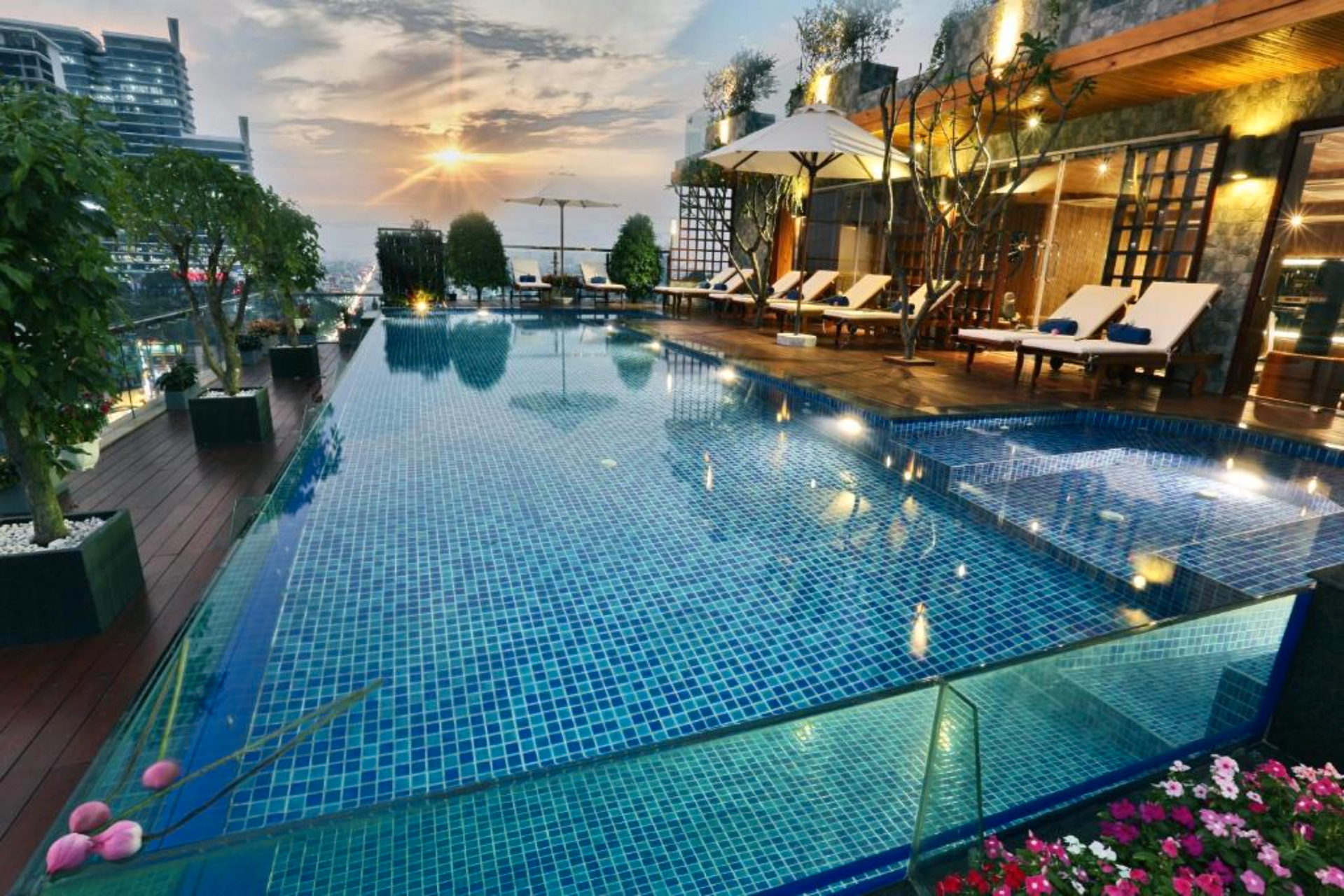 Sport & Beauty 2, Lotus Saigon Hotel, Quận 3