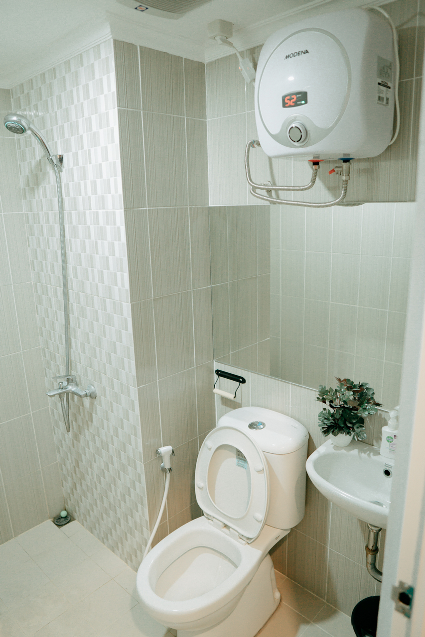 Bathroom 12