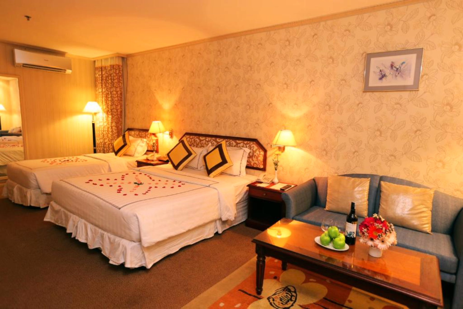 Suite Junior Queen atau Ranjang Lain