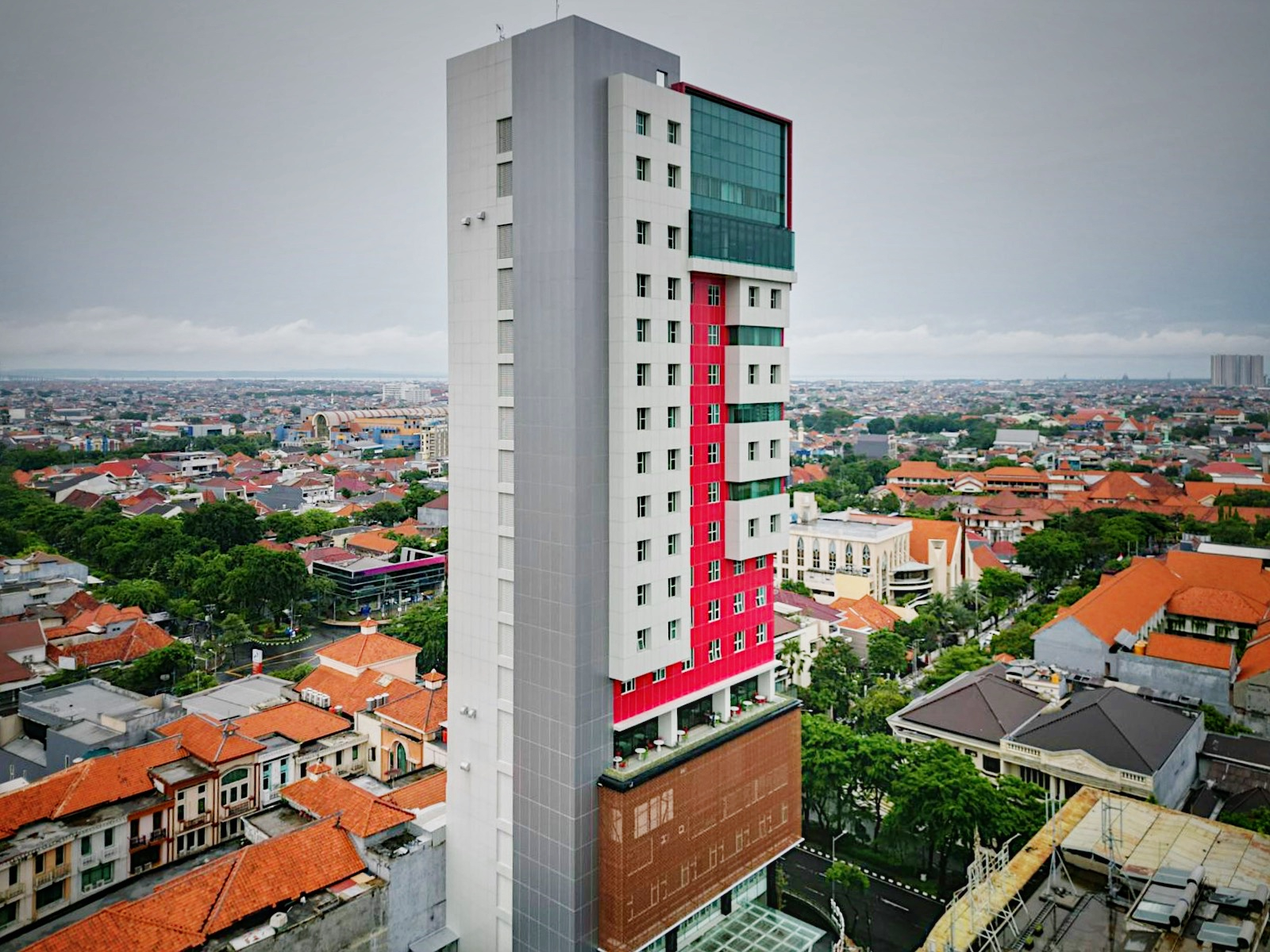 Leedon Hotel & Suites Surabaya, Surabaya