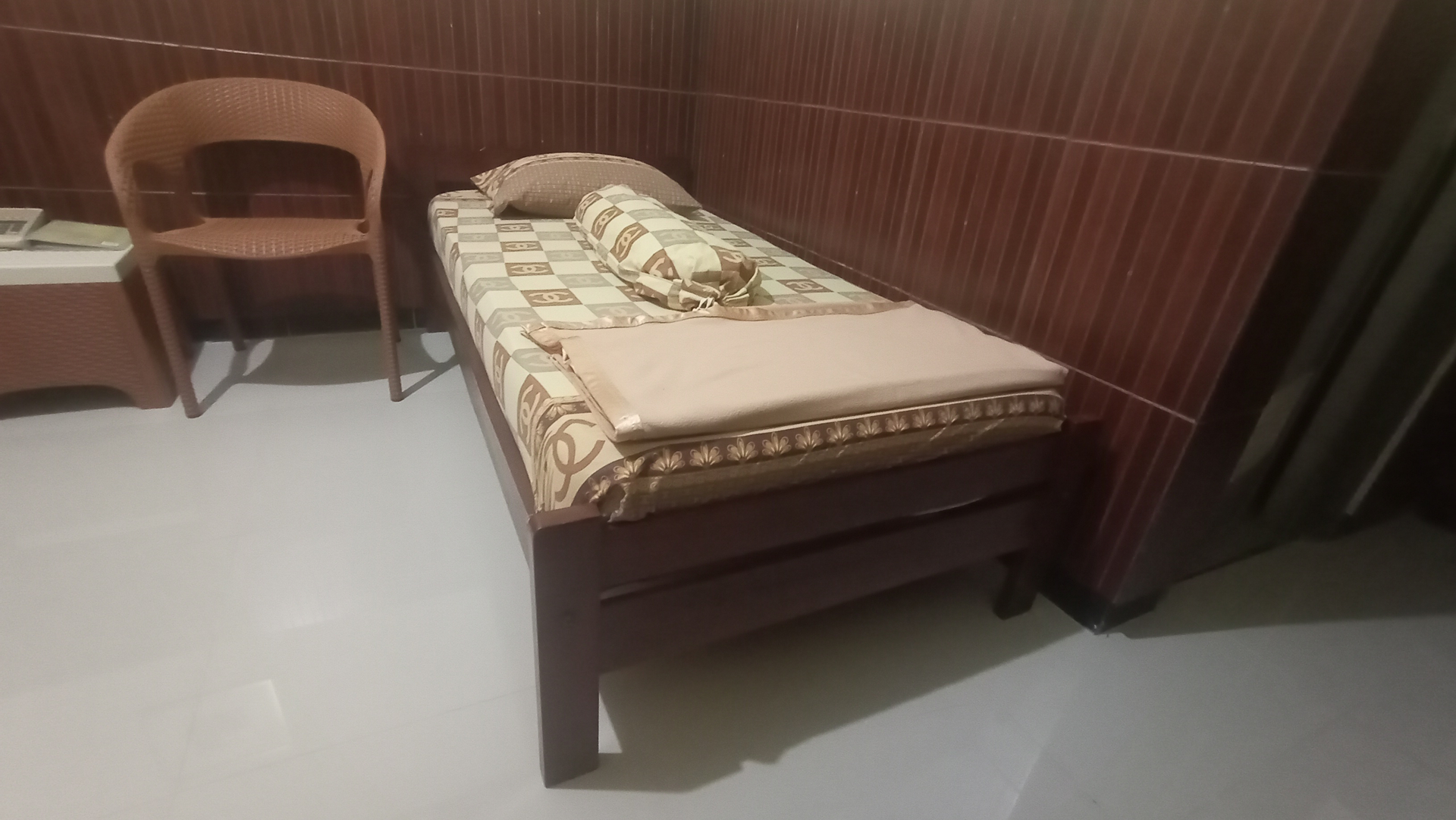 Bed 4