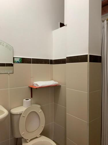 Bathroom 3, Hotel Palmar del Rio Premium, Archidona