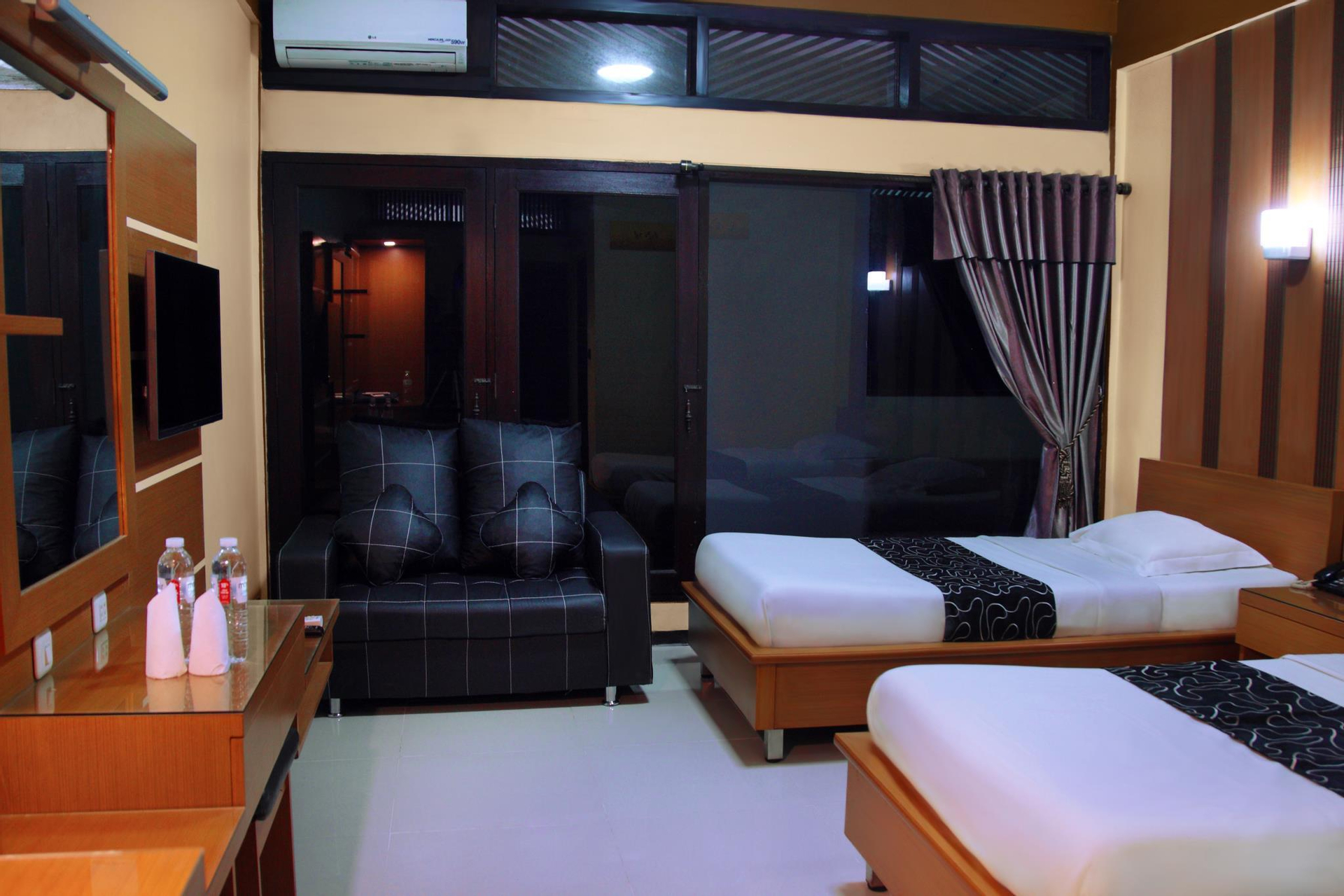 Bedroom 3, Hotel Permata Hijau Sukabumi, Sukabumi