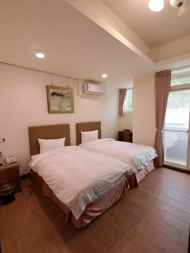 2, Long Zhi Yue Hotel, Lienkiang (Matsu Islands)
