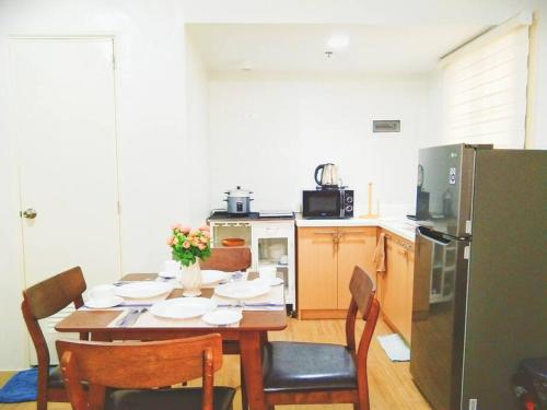 Others 1, StayPlus Tagaytay Pine Suites 2BR (FREE parking and Netflix) Casa Cecilia, Tagaytay City