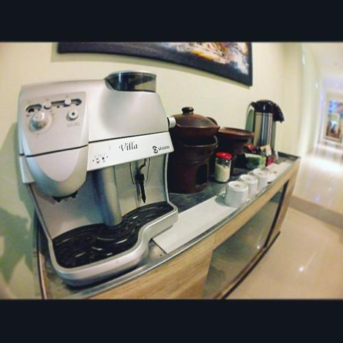 Food and beverages, Login Homestay Kapuas, Madiun