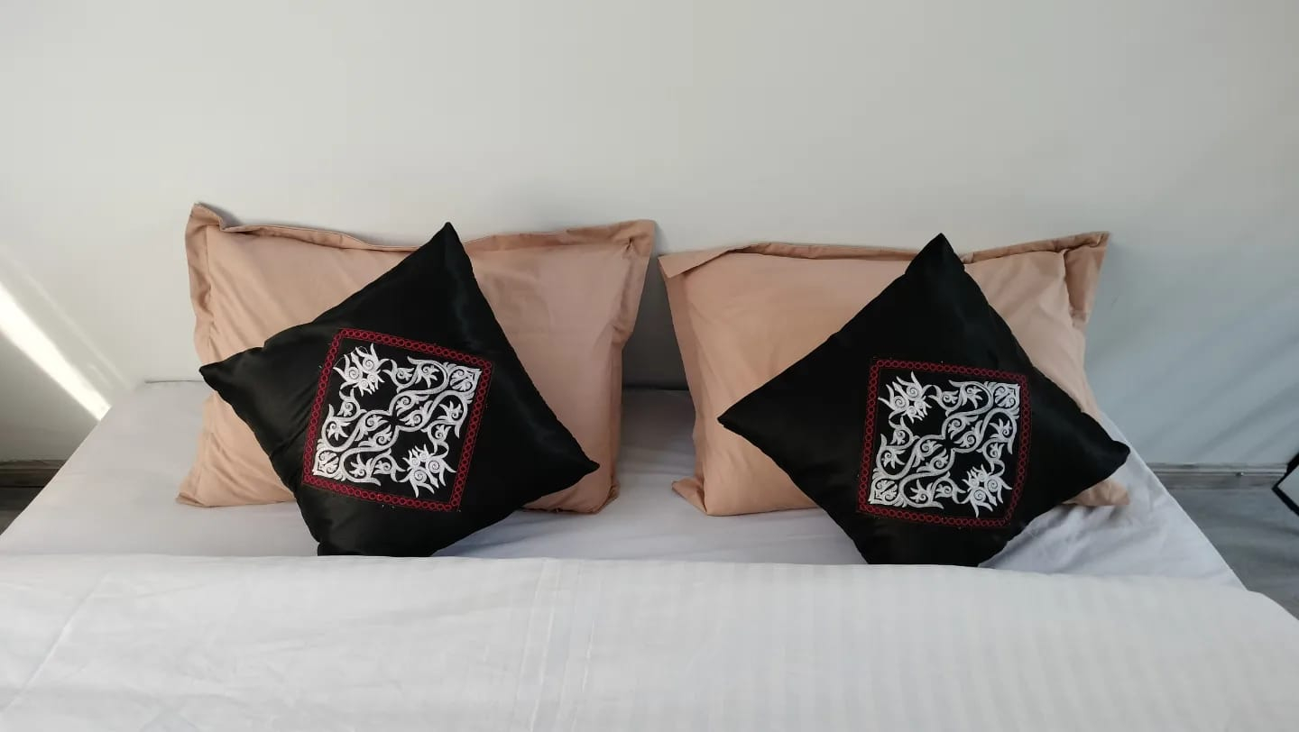 Bed 12