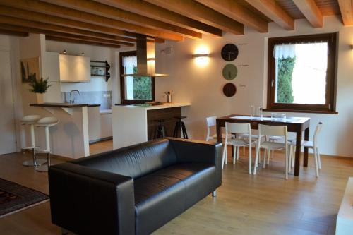 Others 1, CASA VISTANTICA, Udine