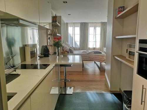 2, Le Cinquante Quatre, Nyon