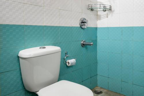 Bathroom 5, The Orchard Farm - An Luxury Villa with Private Pool near Gurgoan, Mewat