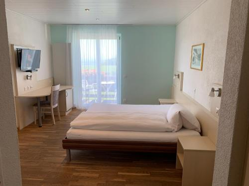 3, Hotel Restaurant Alpenblick, Wangen