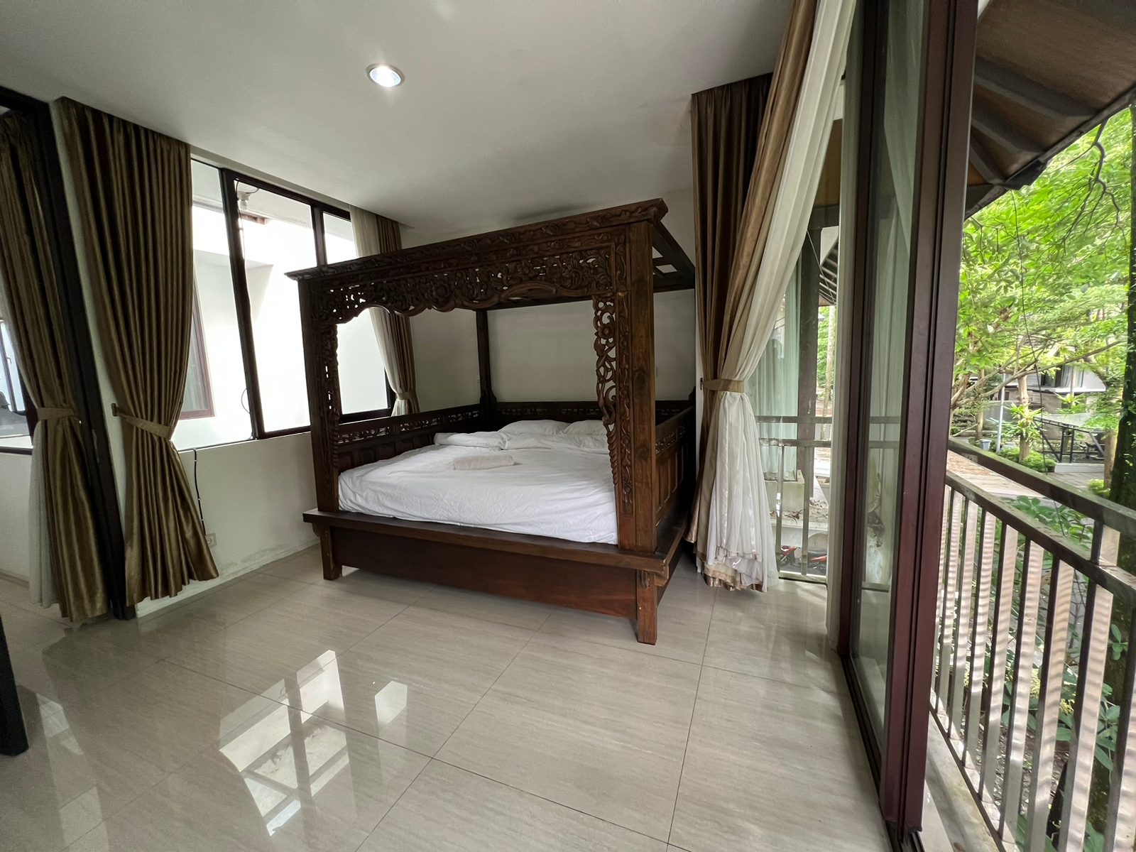 Bedroom 1, Hyarta Villa E1 by Plesiro, Sleman