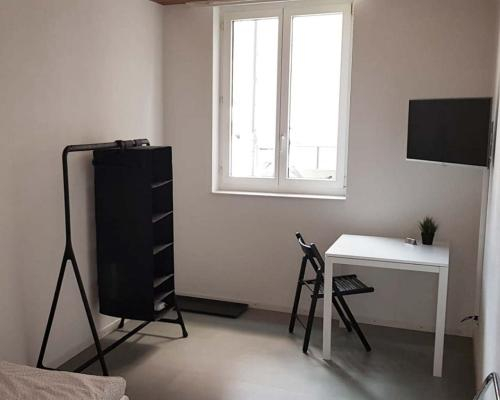 Facilities 1, ZIMMERzuVERMIETEN in Balsthal Solothurn, Thal